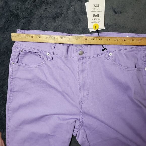 NWT Jordache Women's High Rise Straight Leg Purple / Mauve Wash Jeans, size 16 - Picture 7 of 15